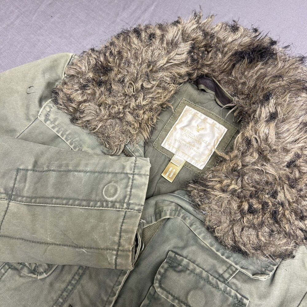 Vintage Y2K American Eagle Outfitters Jacket Faux Fur Lined Military S